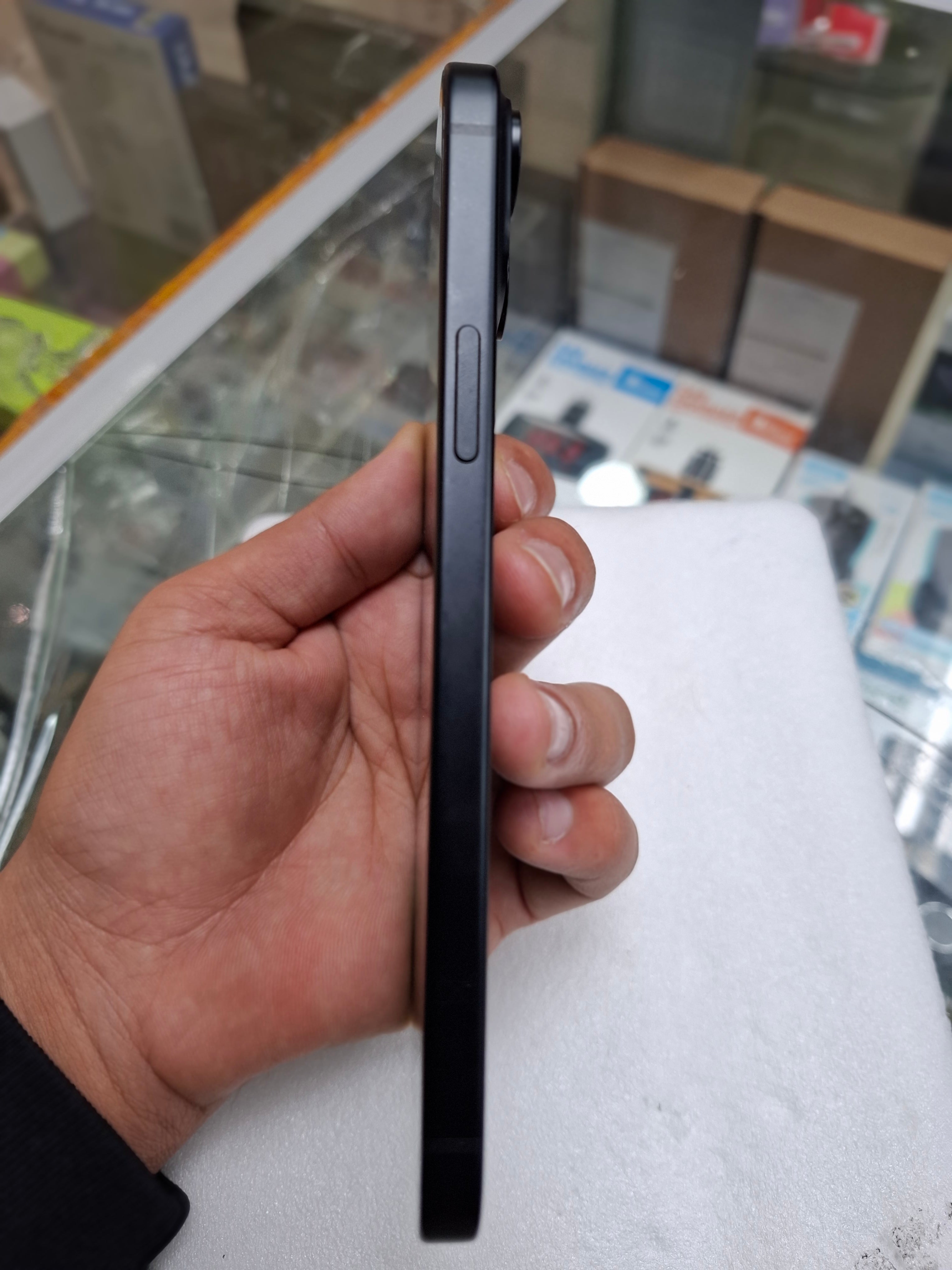 I phone 15 Plus Pre-Owned 256gb storage
