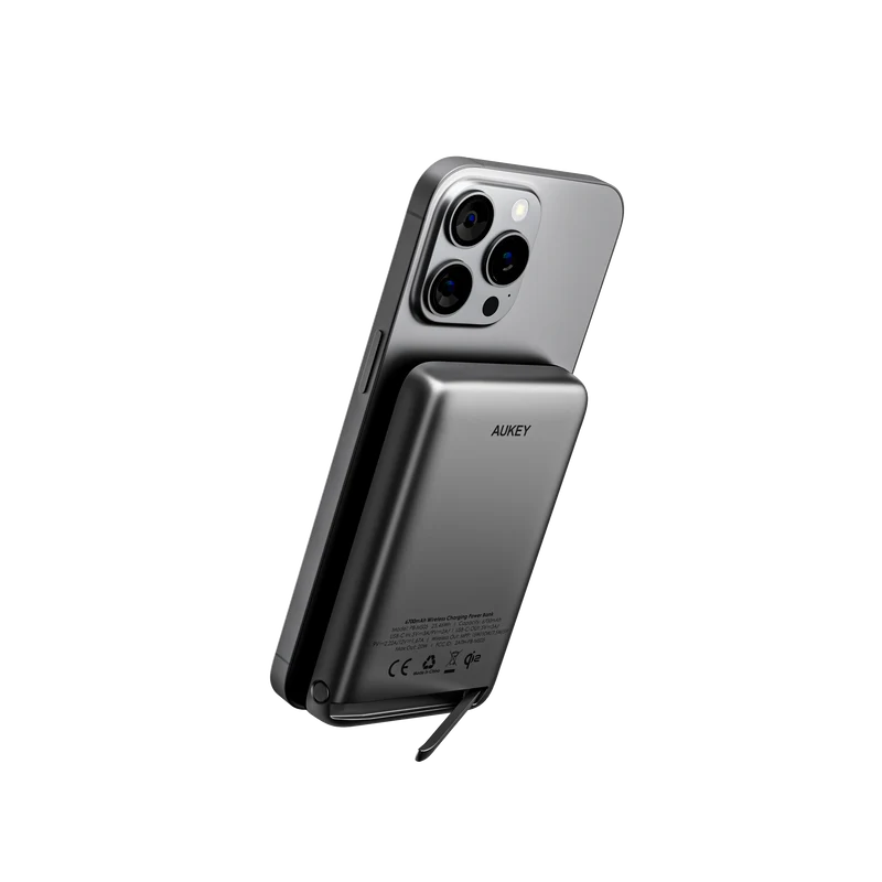 Aukey PB-MS05 MagFusion 6700mAh Qi2 Magnetic Wireless Charging Power Bank